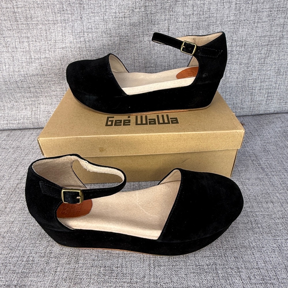Gee WaWa Daphne Black Suede Platform Wedge Ankle Strap Sandals 8.5 L061
